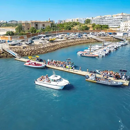 Blue Lagoon - Piscina E Bbq Perto Da Marina De Willa Albufeira